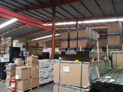 信陽大件快遞倉儲服務(wù)，河南優(yōu)途貨物運(yùn)輸 值得信賴的貨物代理專家